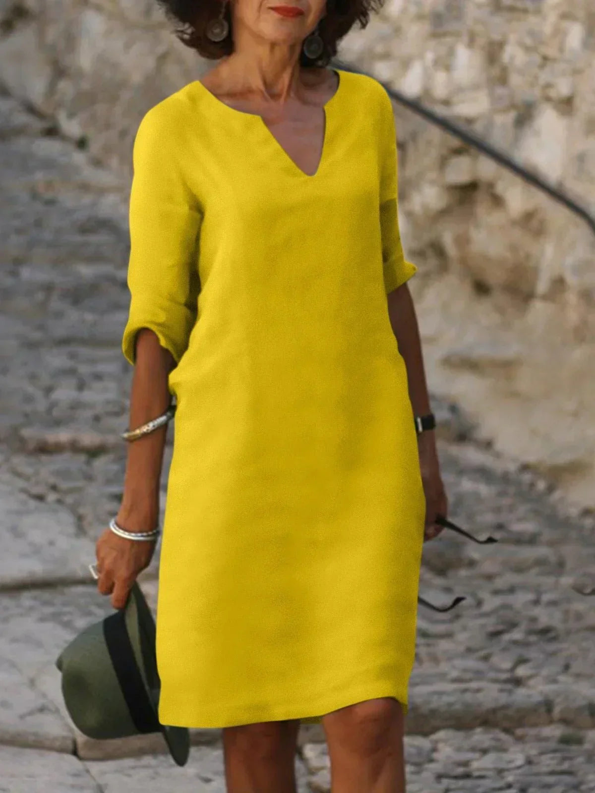 Wilma™ | Elegant klänning med V-ringning – För en sofistikerad look